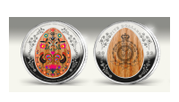 Pièce de Pâques en argent pur et peinte avec des motifs traditionnels.